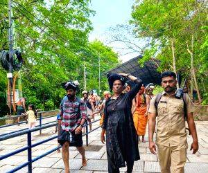 PT Usha visits Sabarimala temple